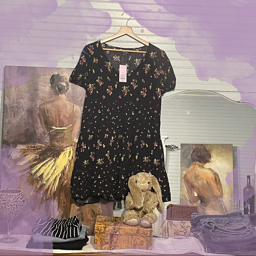 ғʟᴏʀᴀʟ, ғɪᴛᴛᴇᴅ ᴍɪɴɪ